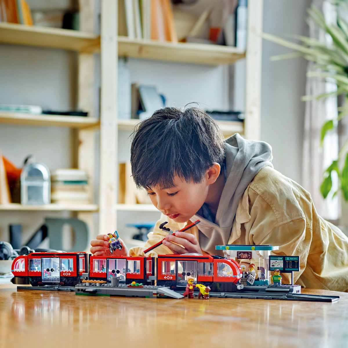 do-choi-lap-rap-tau-dien-nha-ga-thanh-pho-lego-city-75393-07