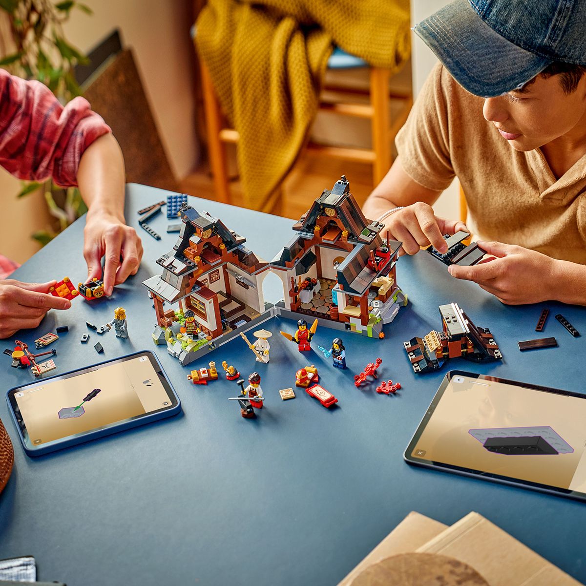 Đồ Chơi Lắp Ráp Thợ Rèn Bốn Vũ Khí – Kỷ Niệm 15 Năm LEGO NINJAGO 71858