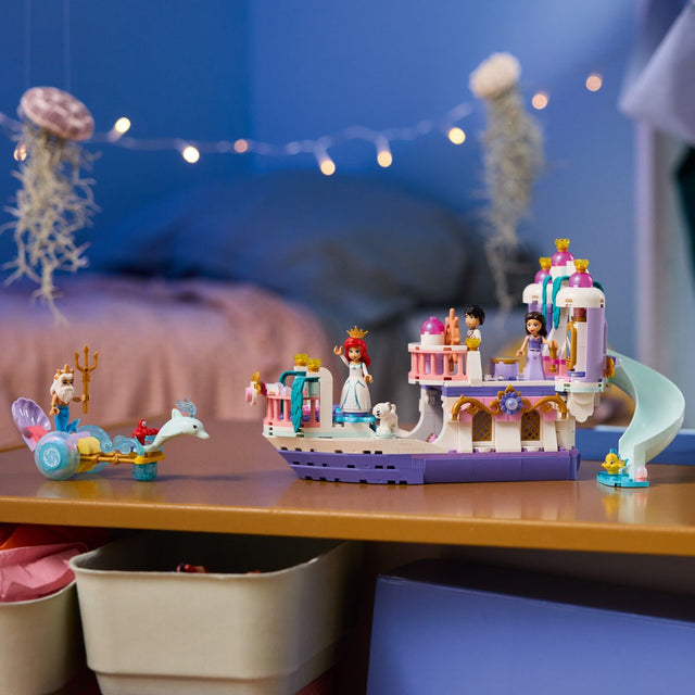 do-choi-lap-rap-thuyen-dam-cuoi-hoang-gia-cua-ariel-lego-disney-princess-43299-09
