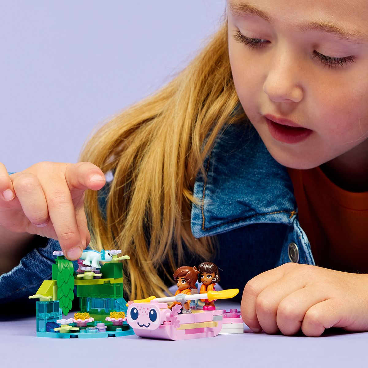 do-choi-lap-rap-thuyen-phieu-luu-axolotl-lego-friends-42681-09