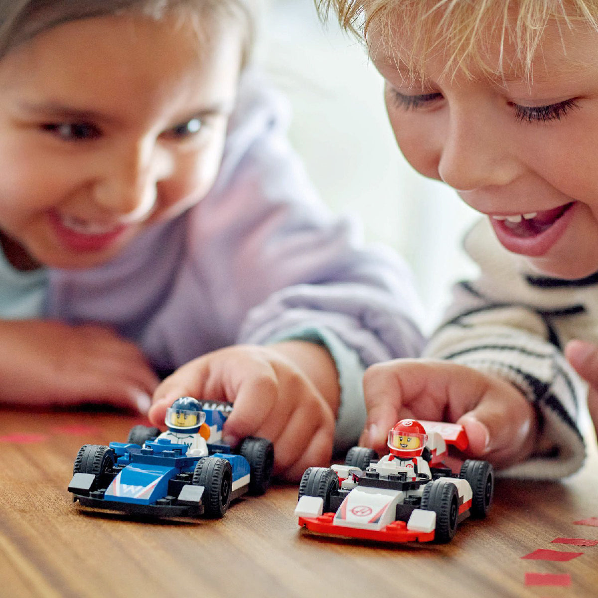 Đồ Chơi Lắp Ráp Trạm Đua Xe LEGO CITY F1 60464