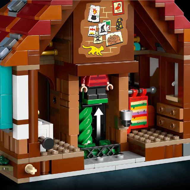 do-choi-lap-rap-trang-trai-hang-soc-cua-gia-dinh-weasley-lego-harry-potter-76437-09