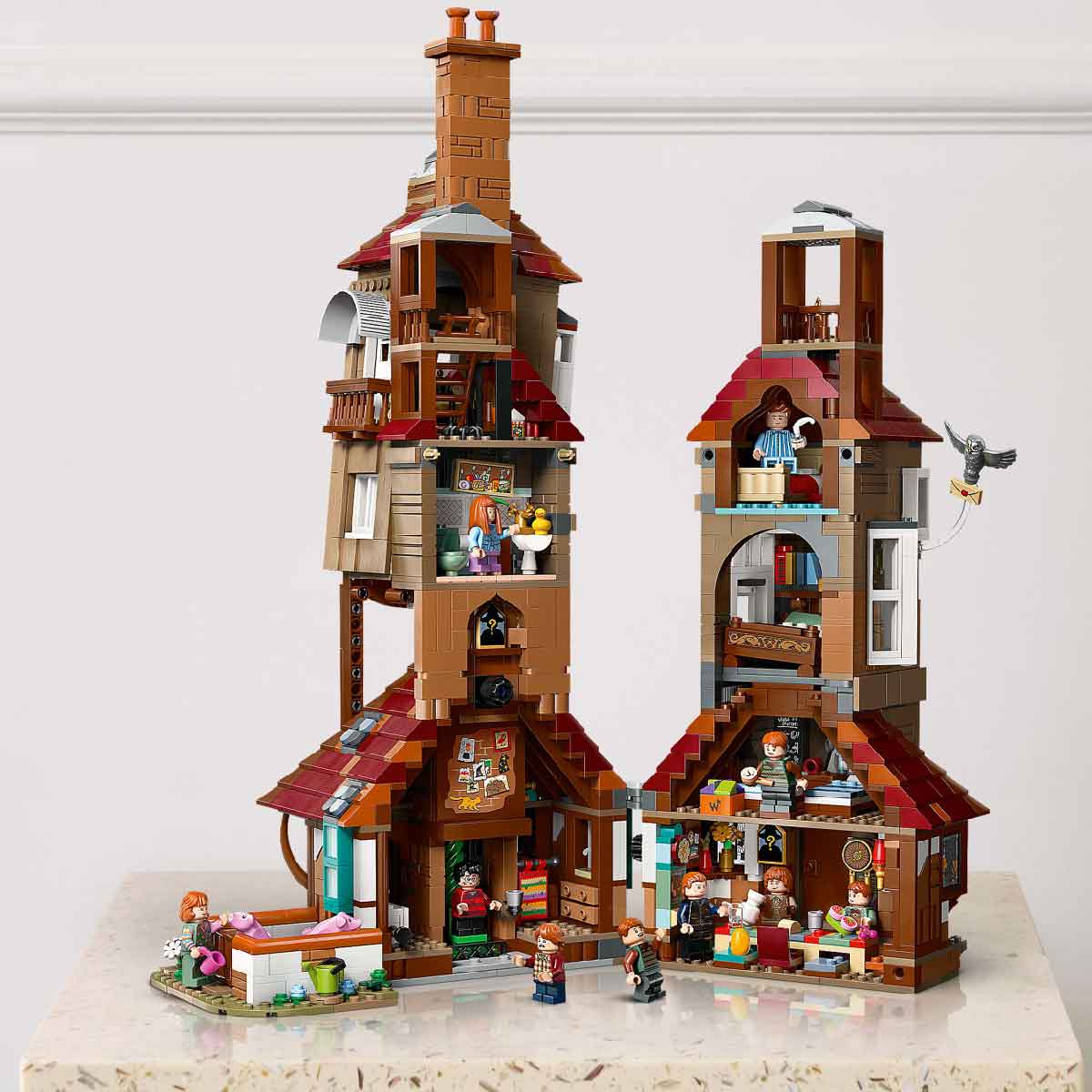 do-choi-lap-rap-trang-trai-hang-soc-cua-gia-dinh-weasley-lego-harry-potter-76437-05