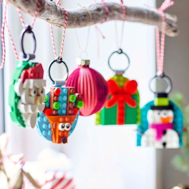 do-choi-lap-rap-trang-tri-giang-sinh-lego-seansons-and-occasions-40744-08