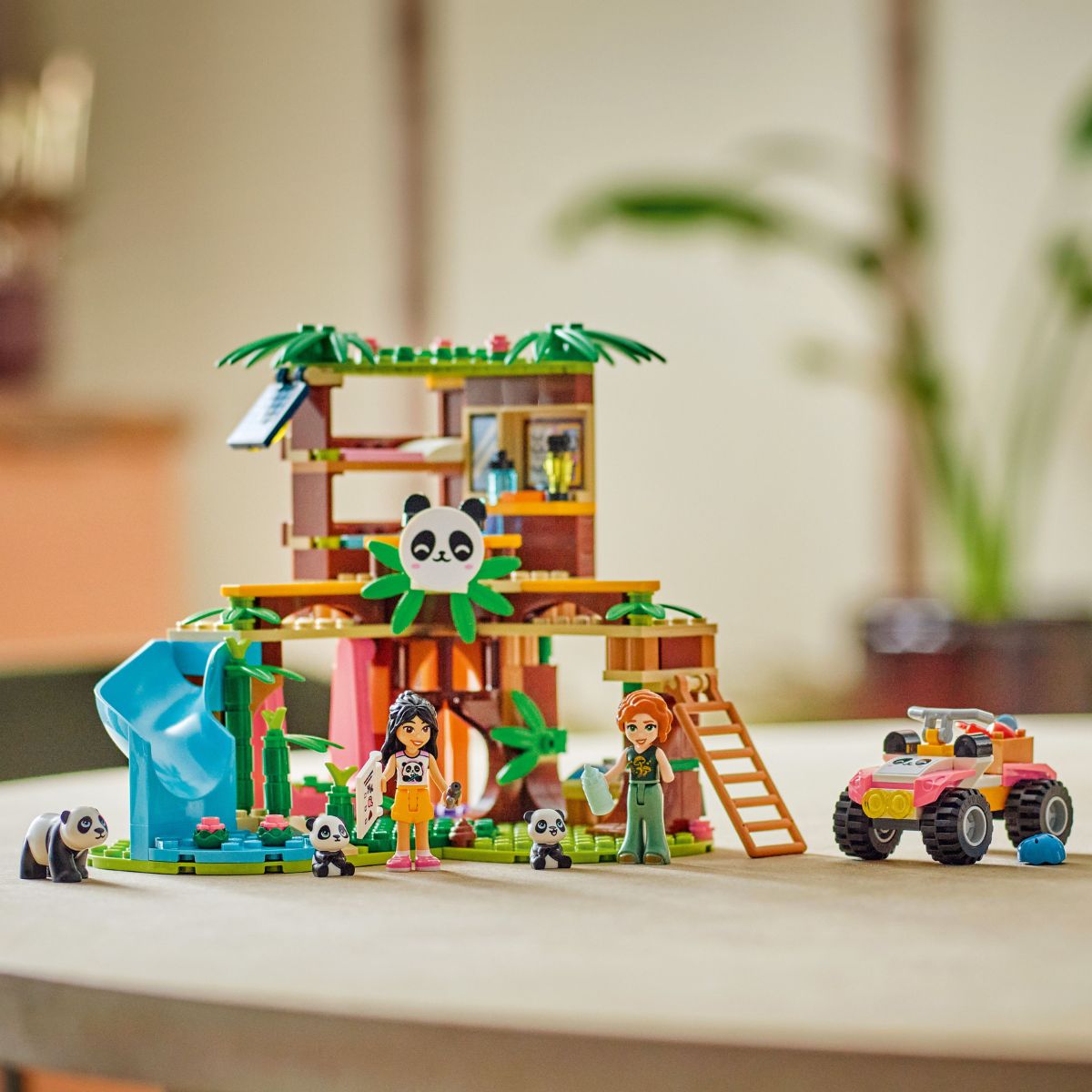 do-choi-lap-rap-trung-tam-bao-ton-gau-truc-lego-friends-42648-05
