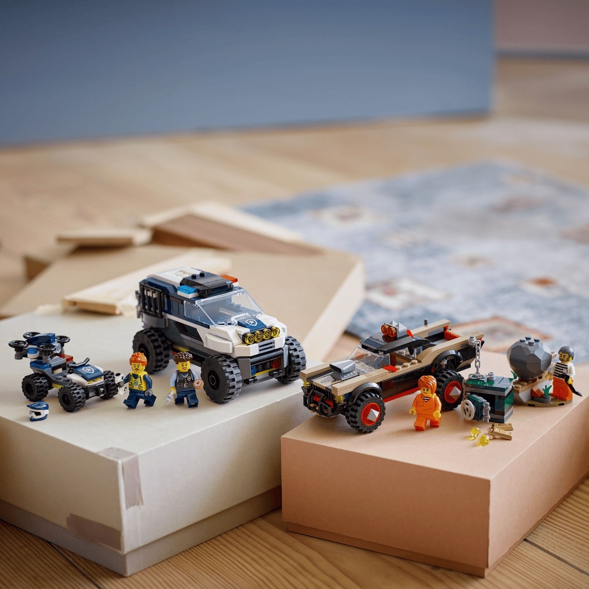 do-choi-lap-rap-truy-duoi-canh-sat-xe-dia-hinh-lego-city-60449-010