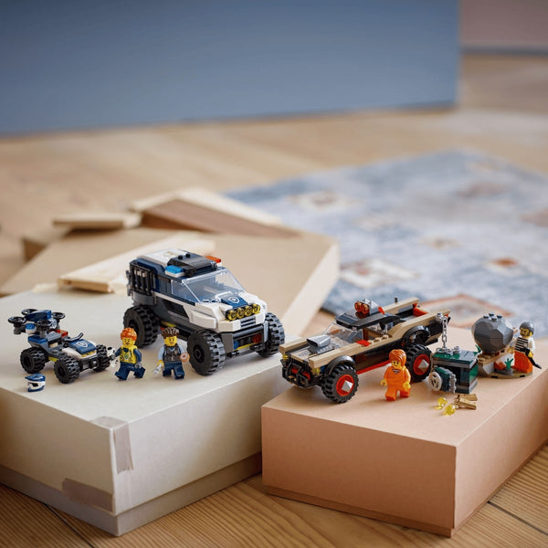 do-choi-lap-rap-truy-duoi-canh-sat-xe-dia-hinh-lego-city-60449-010