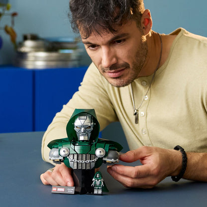 do-choi-lap-rap-tuong-ban-than-doctor-doom-lego-superheroes-76345-010