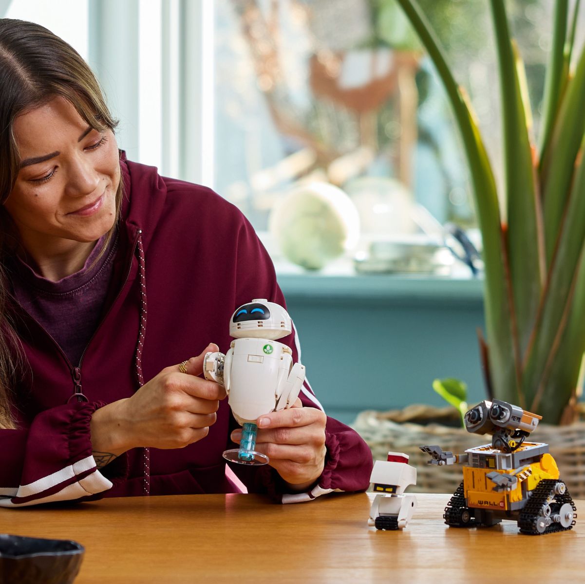do-choi-lap-rap-wall-e-va-eve-lego-disney-princess-43279-08