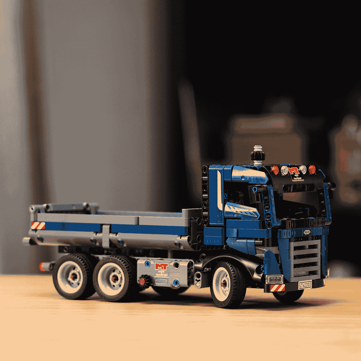 do-choi-lap-rap-xe-ben-lego-technic-42203-08