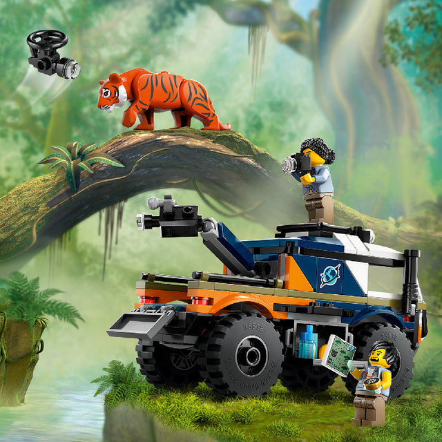 do-choi-lap-rap-xe-dia-hinh-cuu-ho-dong-vat-lego-city-60426-04