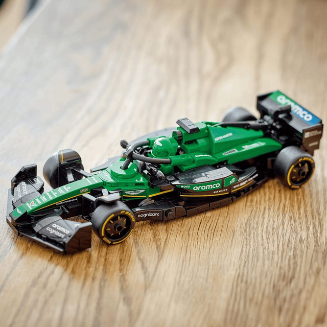 do-choi-lap-rap-xe-dua-aston-martin-aramco-f1-amr24-lego-speed-champions-77245-04