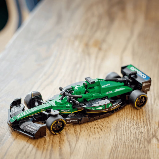 do-choi-lap-rap-xe-dua-aston-martin-aramco-f1-amr24-lego-speed-champions-77245-05