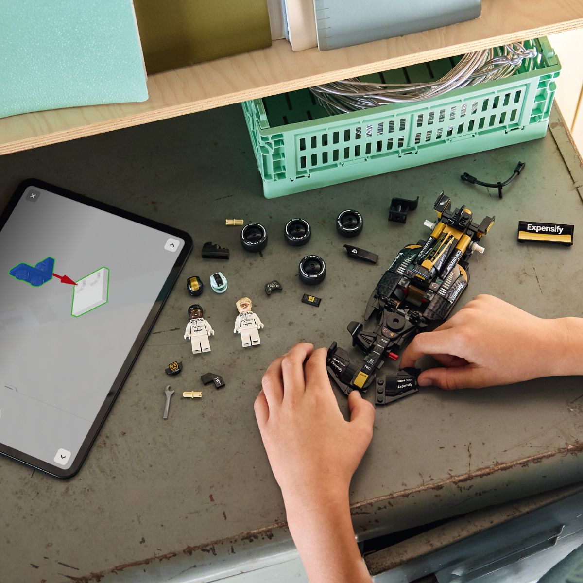 Đồ Chơi Lắp Ráp Xe Đua Đội APXGP F1 LEGO SPEED CHAMPIONS 77252