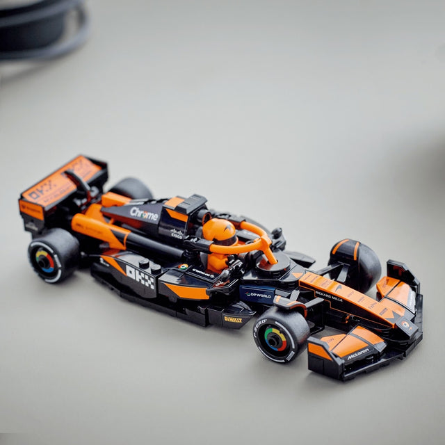 do-choi-lap-rap-xe-dua-mclaren-f1-mcl38-lego-speed-champions-77251-04