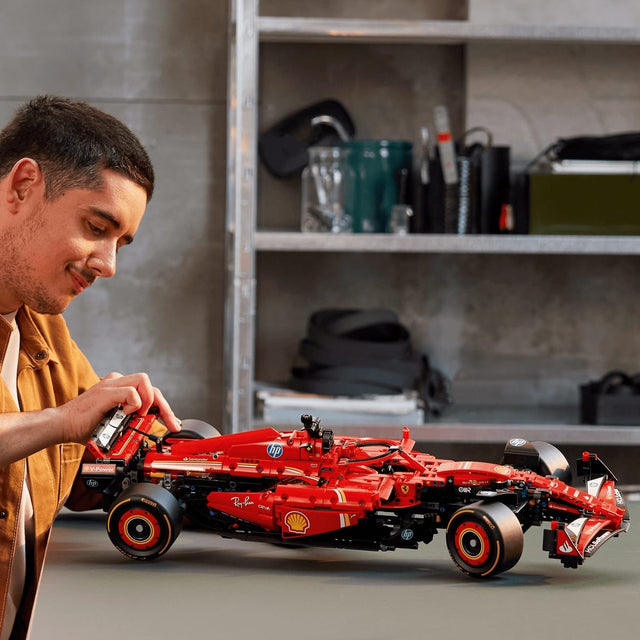 do-choi-lap-rap-xe-ferrari-sf-24-f1-lego-technic-42207-08