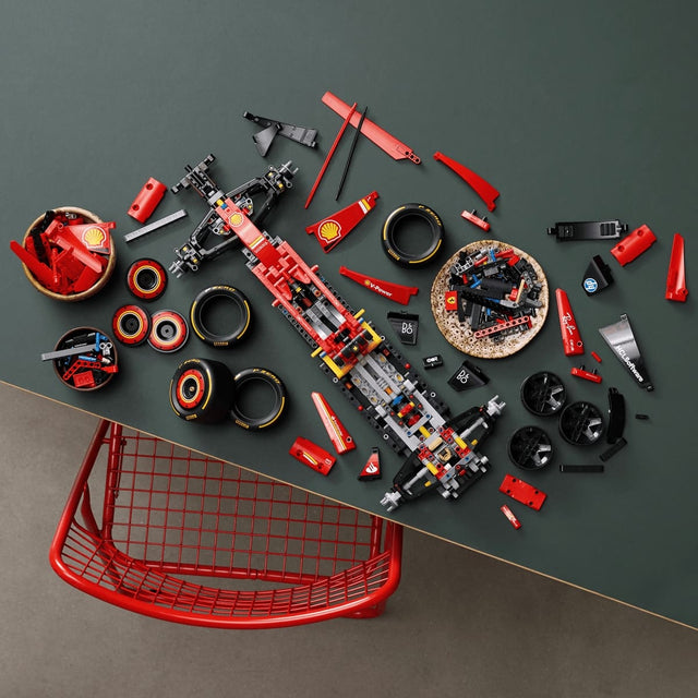 do-choi-lap-rap-xe-ferrari-sf-24-f1-lego-technic-42207-05