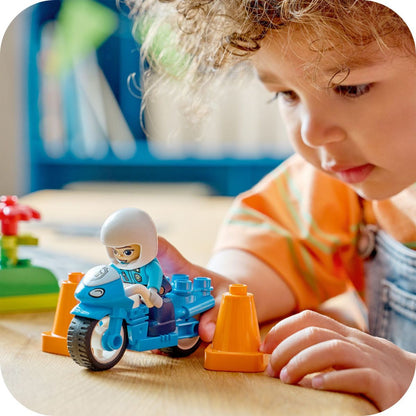 do-choi-lap-rap-xe-mo-to-canh-sat-xanh-duong-lego-duplo-10471-09