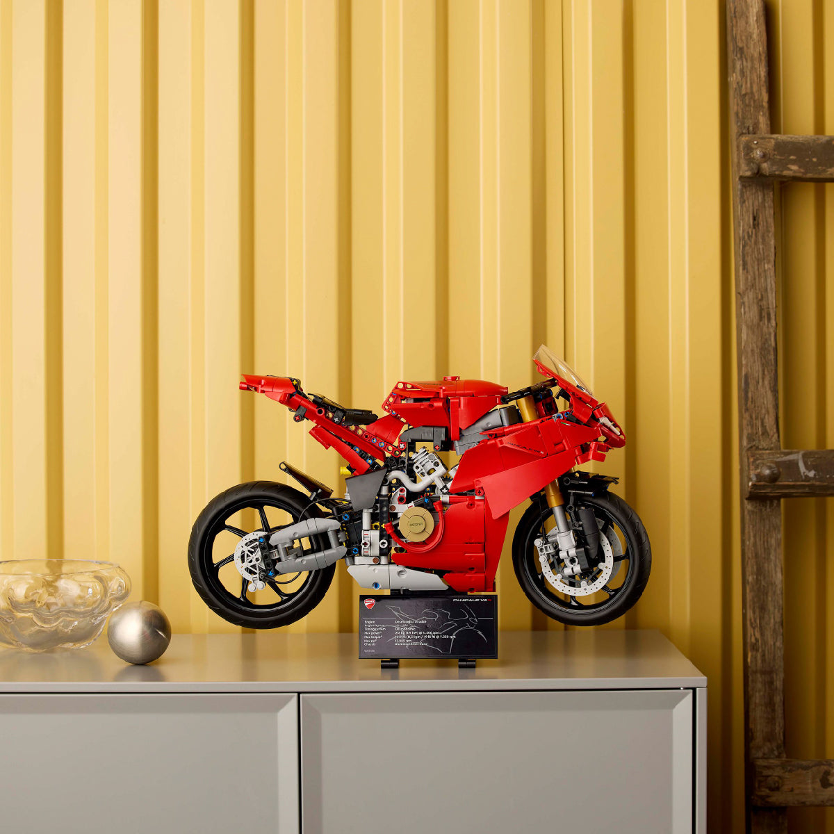do-choi-lap-rap-xe-moto-ducati-lego-technic-42202-06