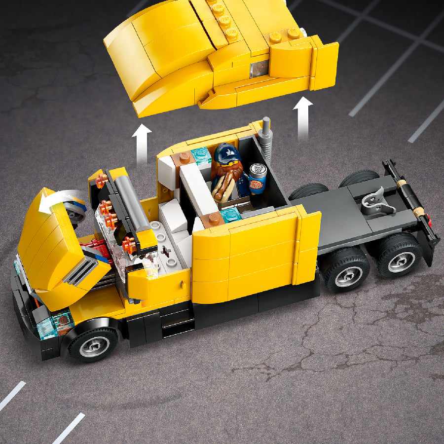 LEGO CITY 60440 Freight Truck Assembly Toy (1061 parts)