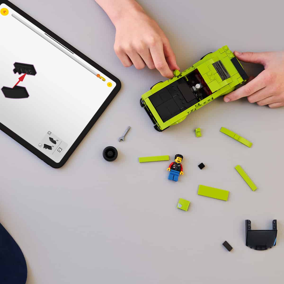 Đồ Chơi Lắp Ráp Xe Thể Thao Dodge Challenger SRT Hellcat LEGO SPEED CHAMPIONS 77237