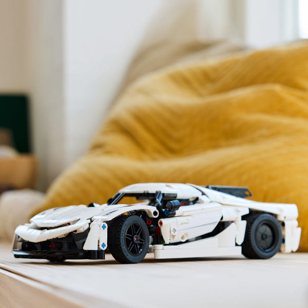 do-choi-lap-rap-xe-the-thao-koenigsegg-jesko-mau-trang-lego-technic-42184-06