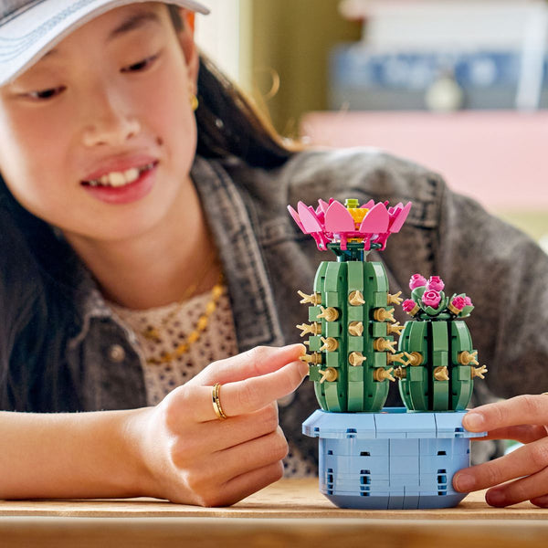 do-choi-lap-rap-xuong-rong-no-hoa-lego-botanicals-11509-09