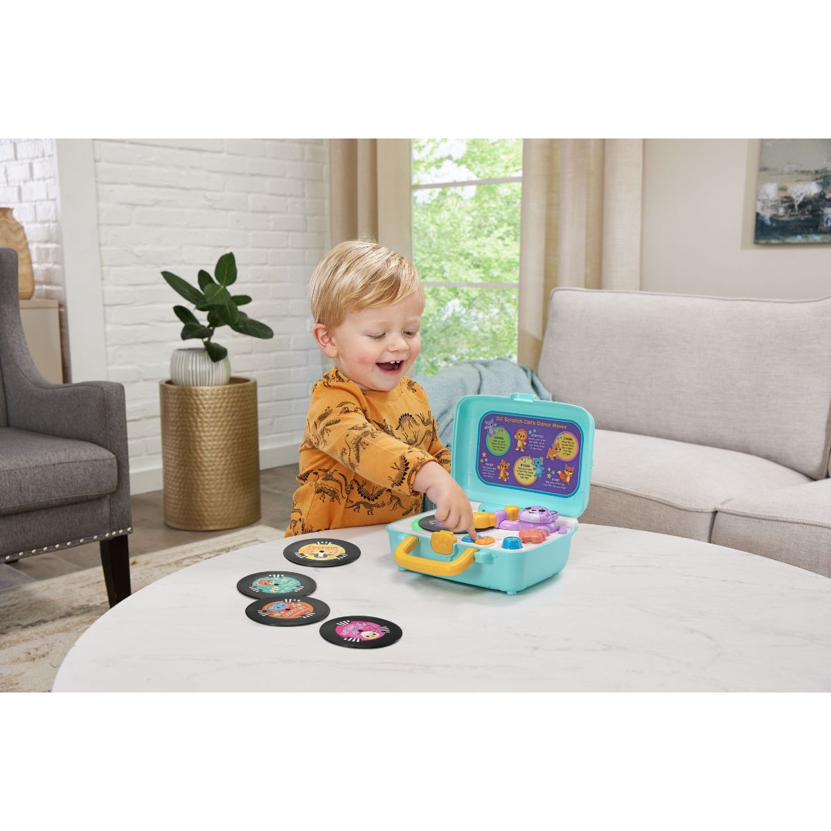 do-choi-may-nghe-nhac-dia-than-cho-be-1-vtech-80-568100-08