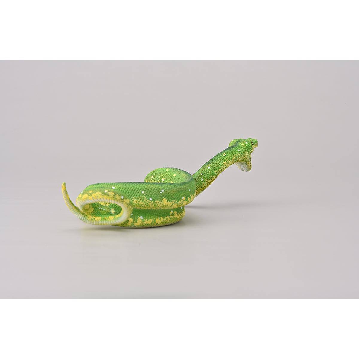 do-choi-mo-hinh-dong-vat-tran-cay-xanh-collecta-88962-03