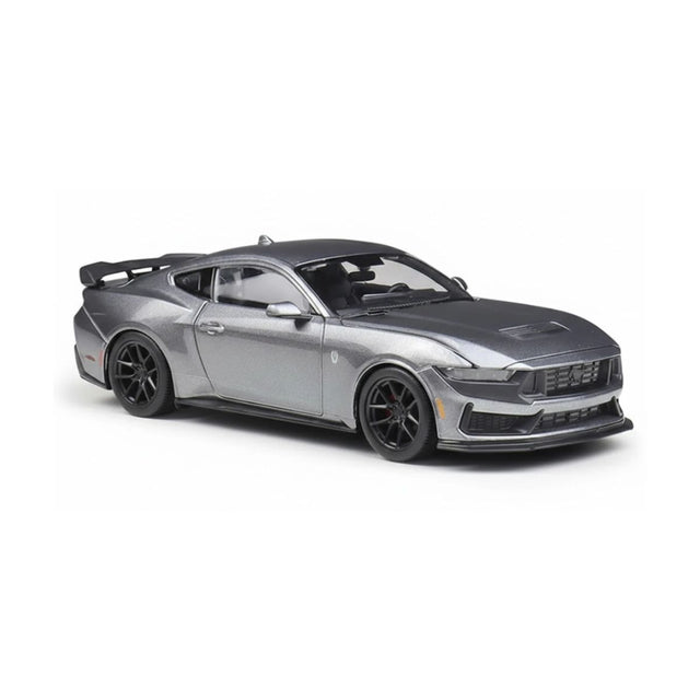 do-choi-mo-hinh-xe-hoi-tron-2024-ford-mustang-dark-horse-maisto-24894-mt21001-02