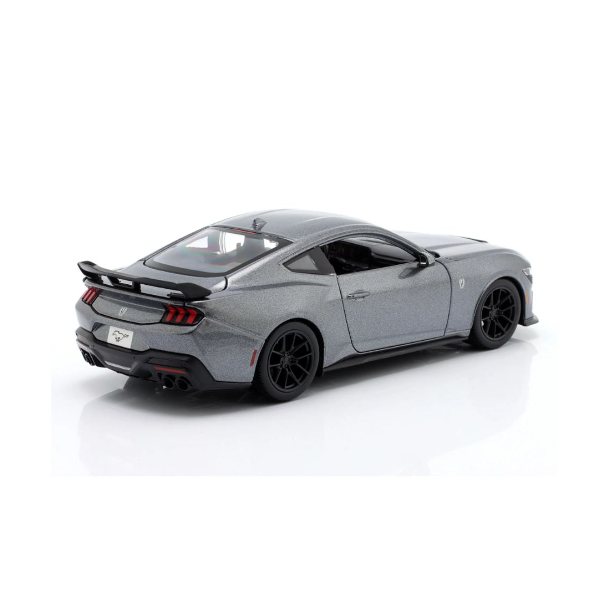do-choi-mo-hinh-xe-hoi-tron-2024-ford-mustang-dark-horse-maisto-24894-mt21001-04