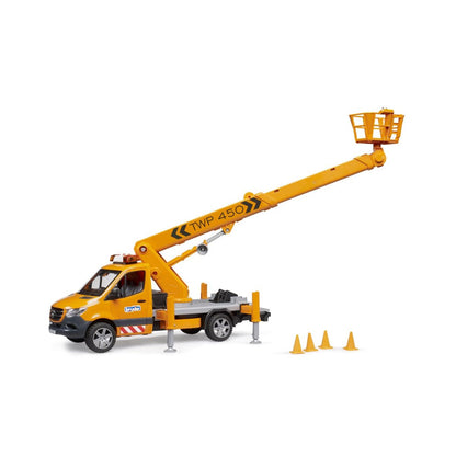 do-choi-mo-hinh-xe-mb-sprinter-gian-nang-co-den-va-am-thanh-bruder-bru02679-04
