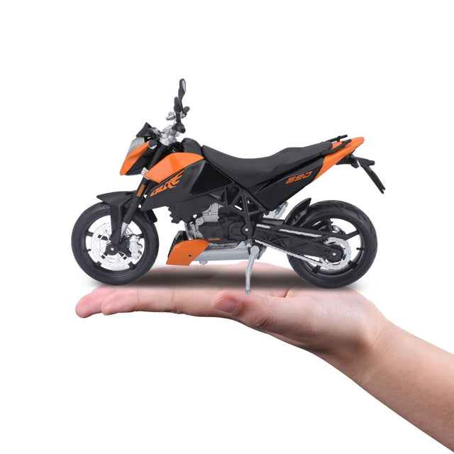 do-choi-mo-hinh-xe-mo-to-1-12-dong-ktm-690-duke-maisto-9265-mt31101-03