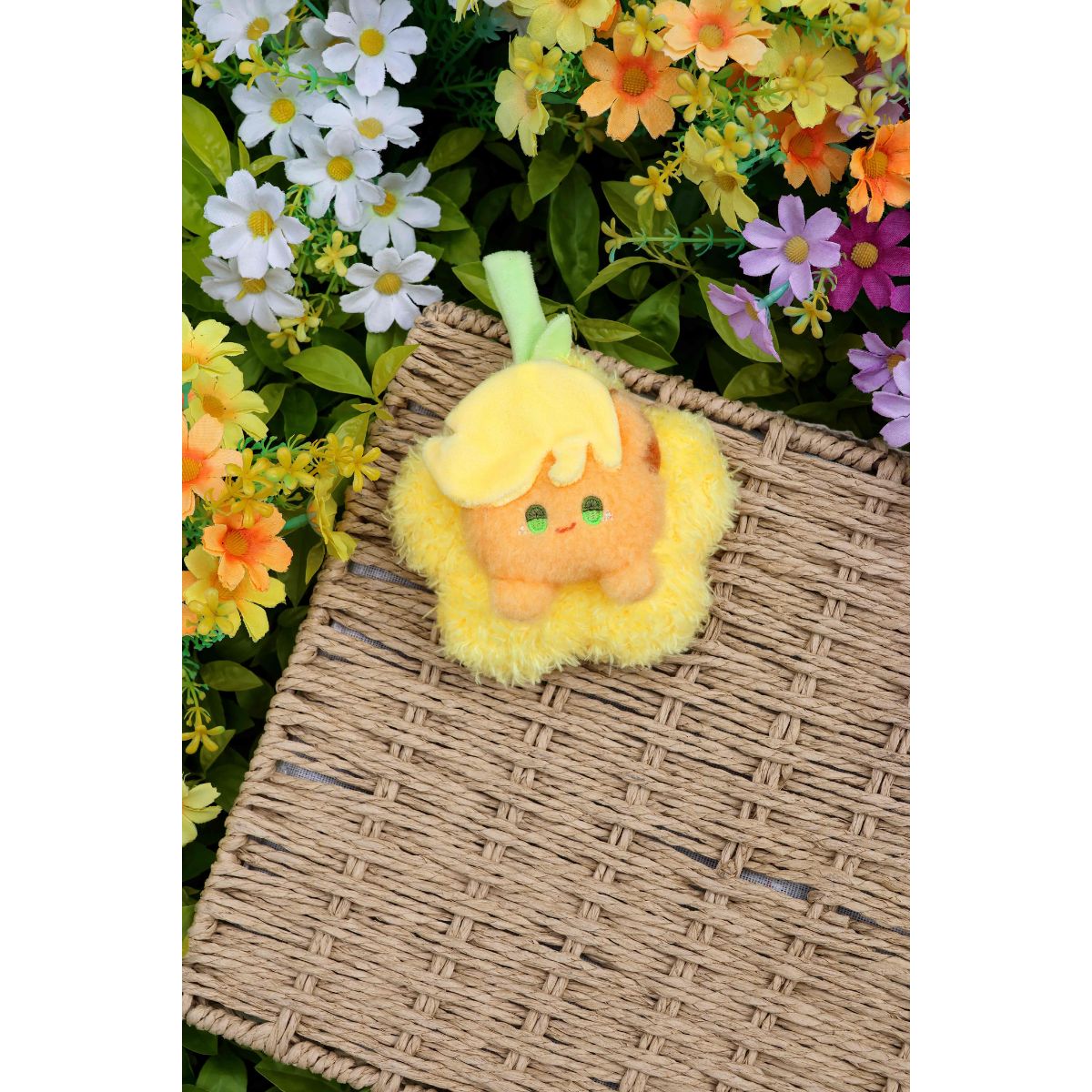 My Little Pony Keychain Toy – Scented Floral Plush Toy 710609 – Random Delivery