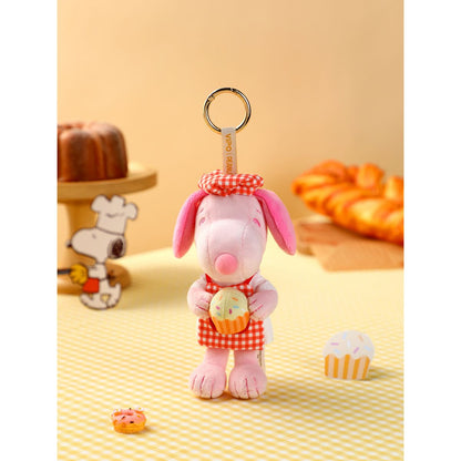 do-choi-moc-khoa-nhoi-bong-snoopy-v2-chu-de-tiem-banh-plush-toy-sp37593-05