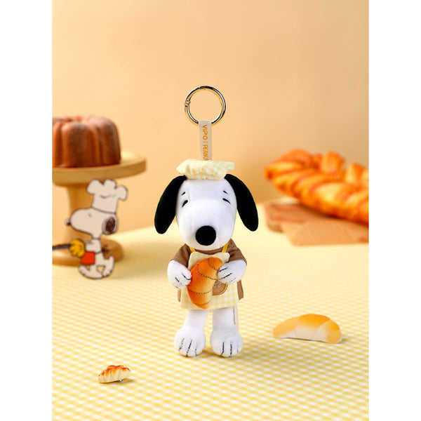 do-choi-moc-khoa-nhoi-bong-snoopy-v2-chu-de-tiem-banh-plush-toy-sp37593-013