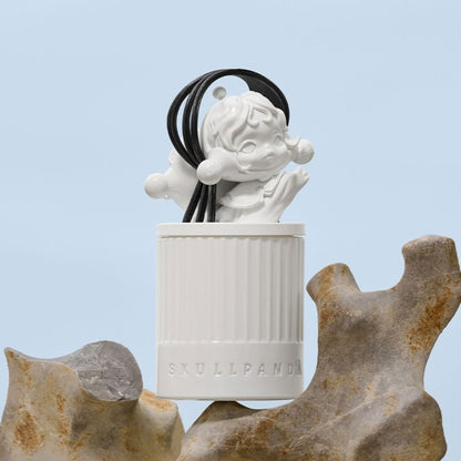 do-choi-nen-thom-skullpanda-the-paradox-series-scented-candle-pop-mart-ip-skullpanda-6941313017634-02