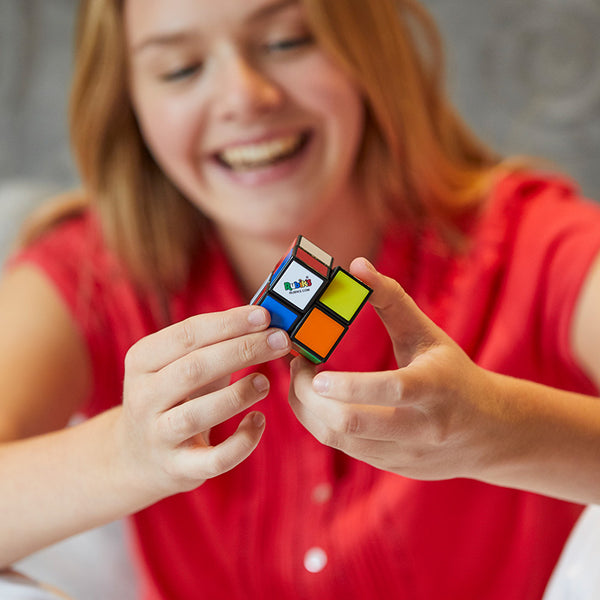 do-choi-rubiks-2x2-spin-games-6064345-07