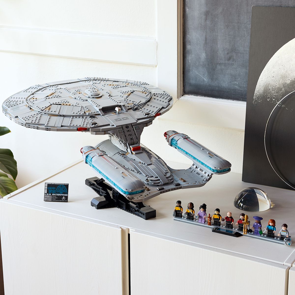 LEGO ICONS Star Trek™ U.S.S. Enterprise NCC‑1701‑D 10356 (3,600 Pieces)