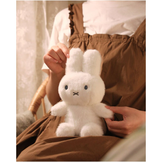 do-choi-thu-bong-miffy-tho-trang-25cm-miffy-mif37306a-05