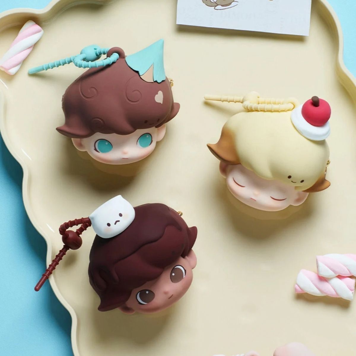 Đồ Chơi Túi Đựng Tai Nghe Dimoo Crush On Coffee Series - Earphone Case POP MART IP DIMOO 6941313020368