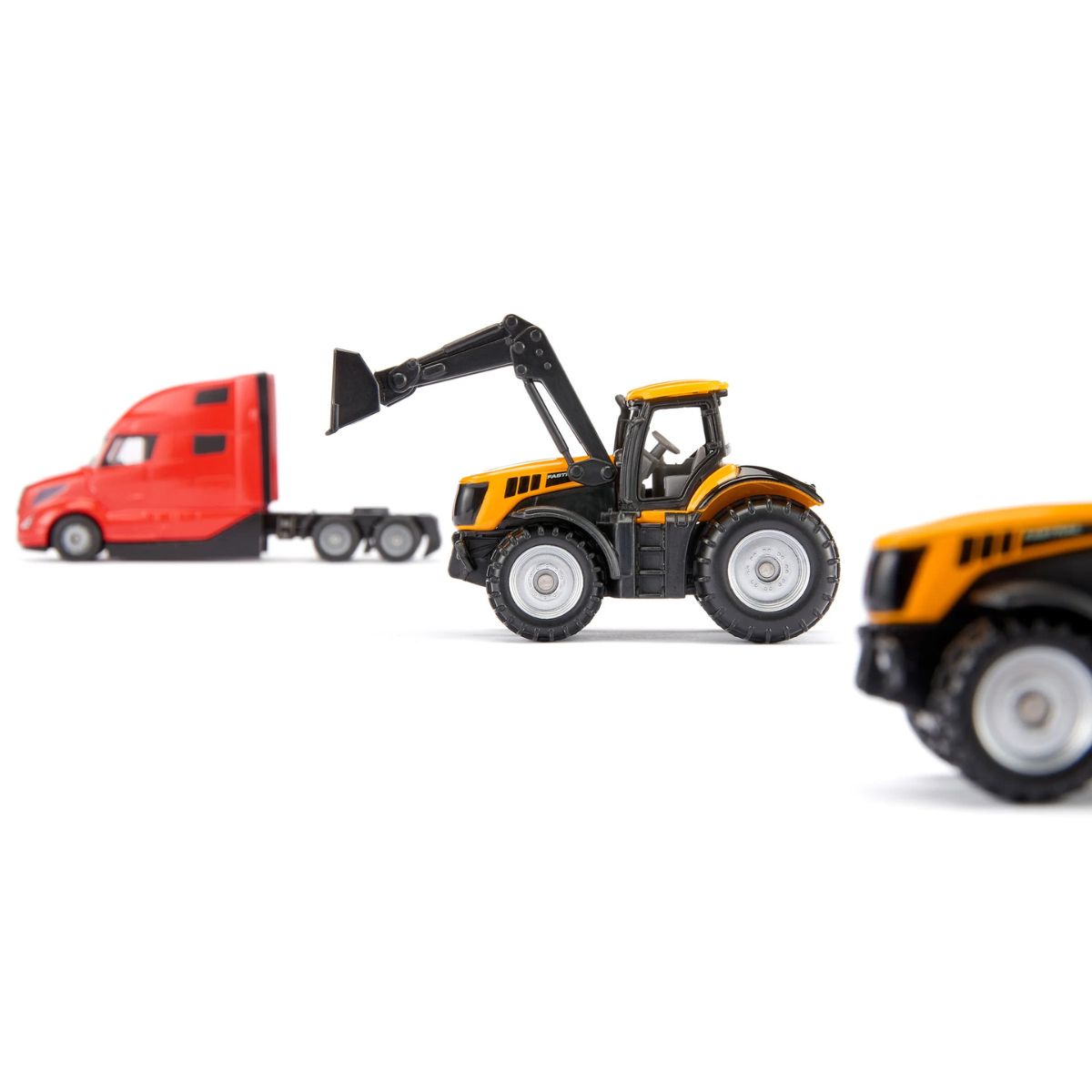 Đồ Chơi Xe Tải Volvo Chở 2 Xe Máy Kéo Nông Nghiệp JCB SIKU 1785