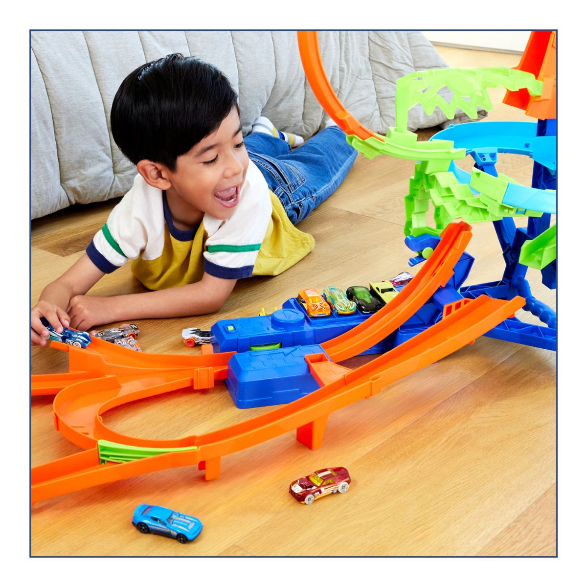 Đồ Chơi Đường Đua Thần Tốc Vô Song HOT WHEELS JFD12