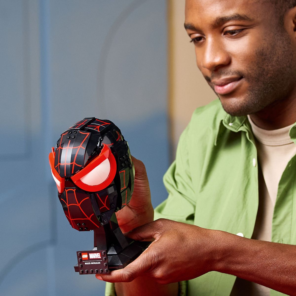 Đồ Chơi Lắp Ráp Mặt Nạ Của Miles Morales LEGO SUPERHEROES 76329