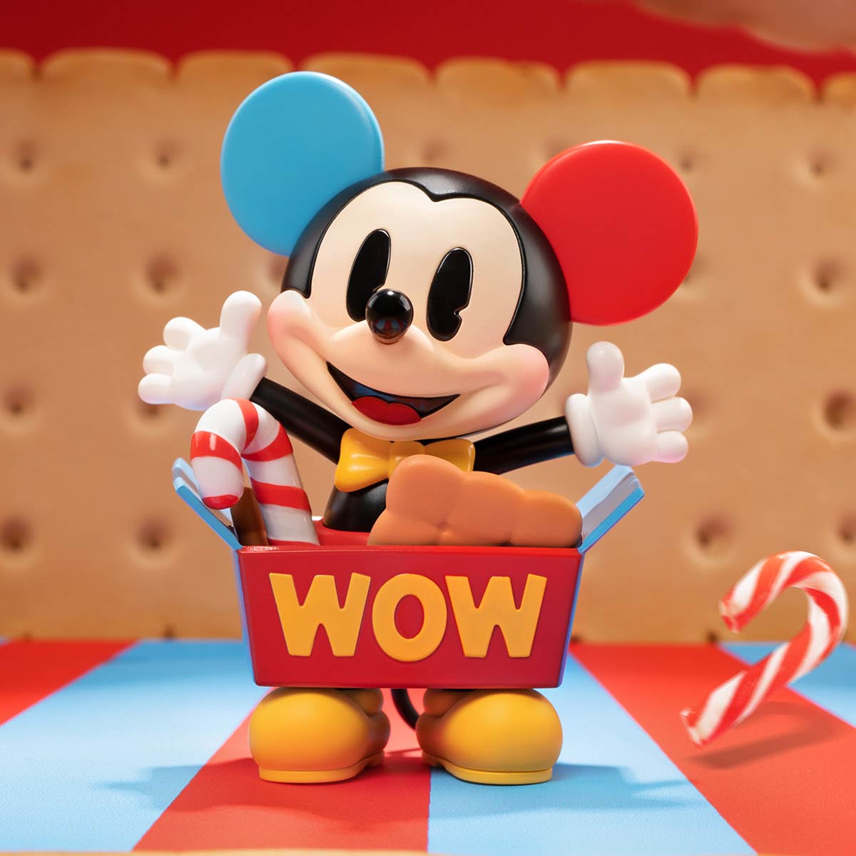 mo-hinh-disney-mickey-childhood-of-boundless-imagination-pop-mart-6931571026073-08