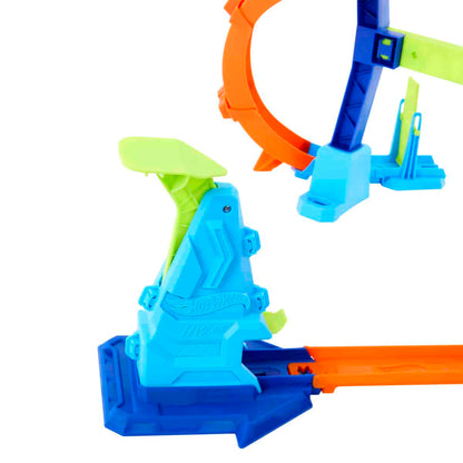 mo-hinh-duong-dua-cu-nhay-than-toc-hot-wheels-jfh36-gbf81-04