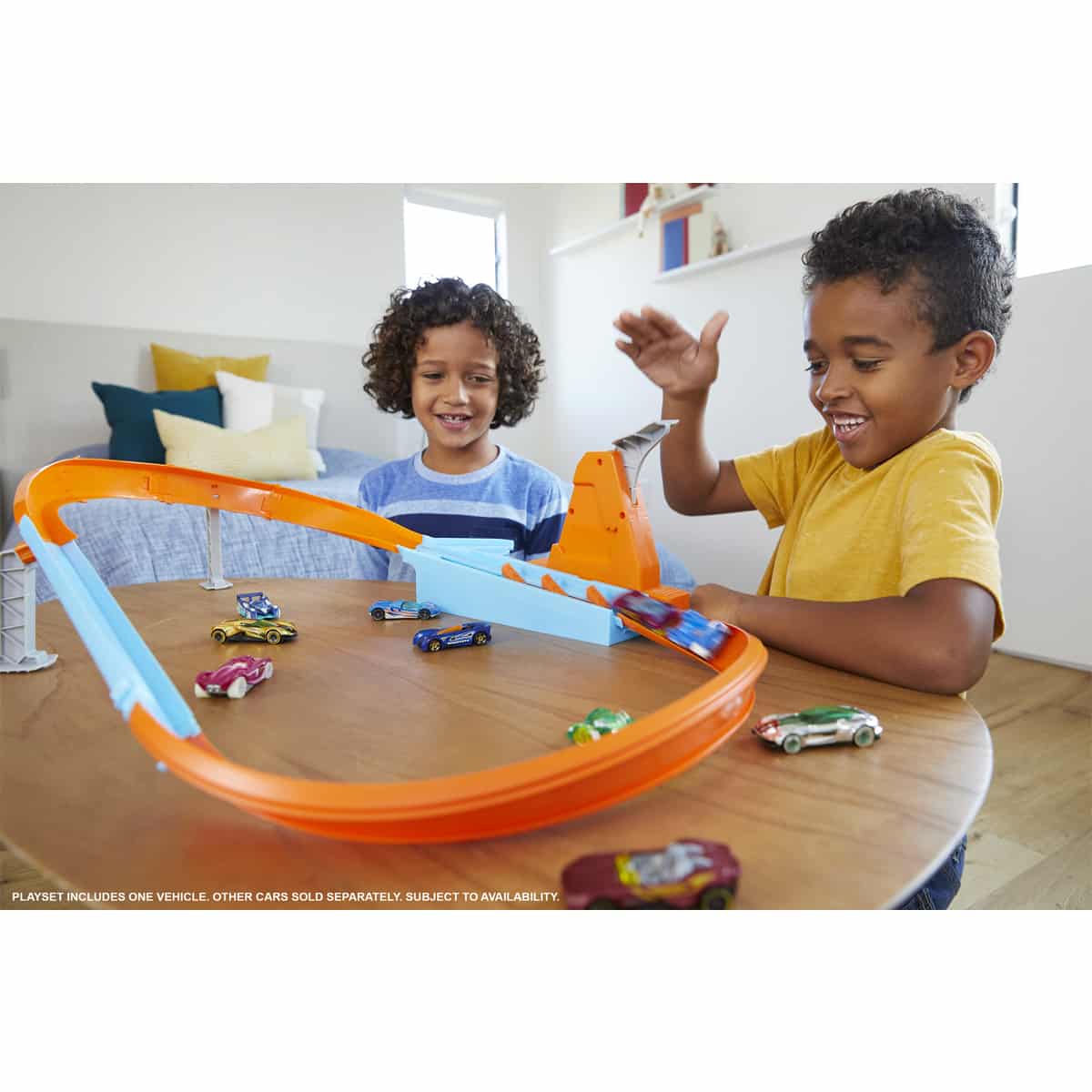 Đồ Chơi Mô Hình Đường Đua Tốc Chiến Vũ Bão HOT WHEELS GBF81