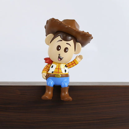 mo-hinh-gjstr-toy-story-climbing-figure-art-toy-lifestyle-6019557-05