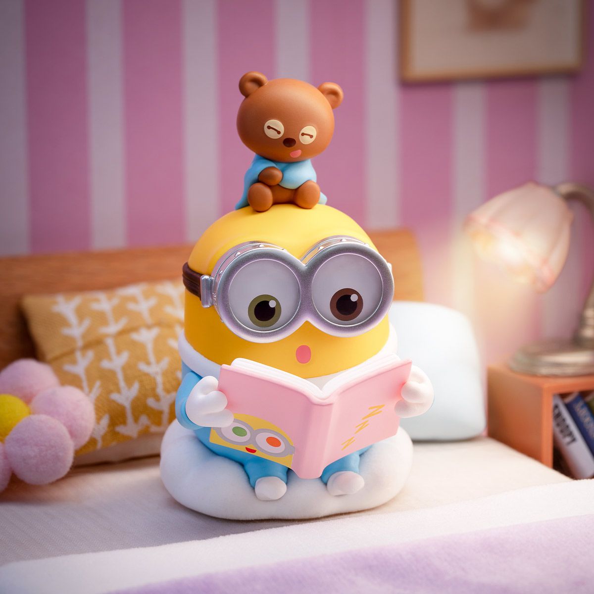 mo-hinh-minions-bedtime-stories-by-bob-and-tim-series-figure-pop-mart-6931571073107-07