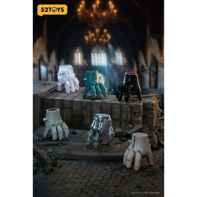 mo-hinh-quesera-series-stranger-hands-52toys-6958985026024-02